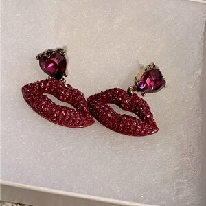 Lip earrings